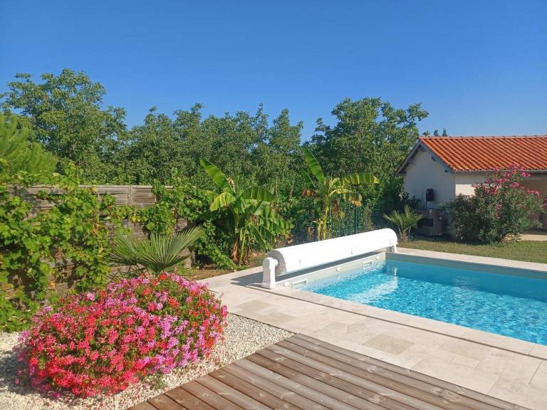 Gite with terrace, barbecue & private pool — photo 3
