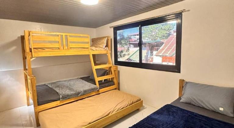 Fully equipped vacation home with garden, barbeque & patio | Perfect for remote work | Pet-friendly — photo 2