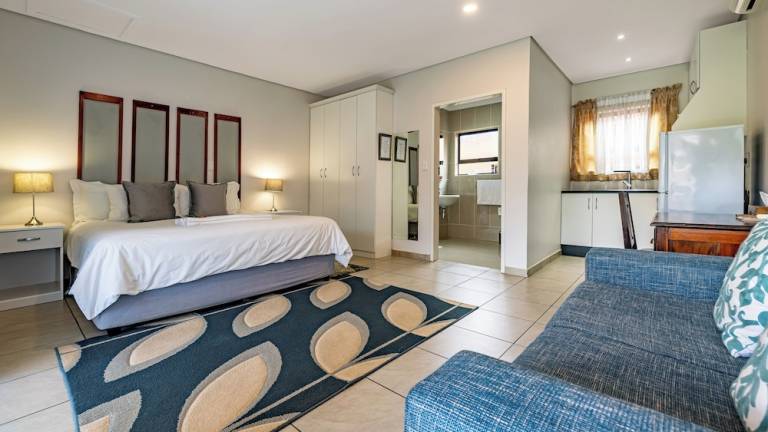 Accommodation Bokatis Store