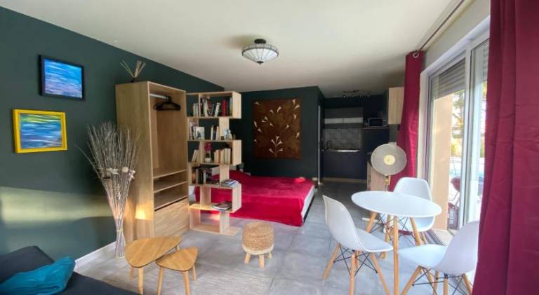 Beautiful rental apartment with pool | Dogs allowed — photo 2