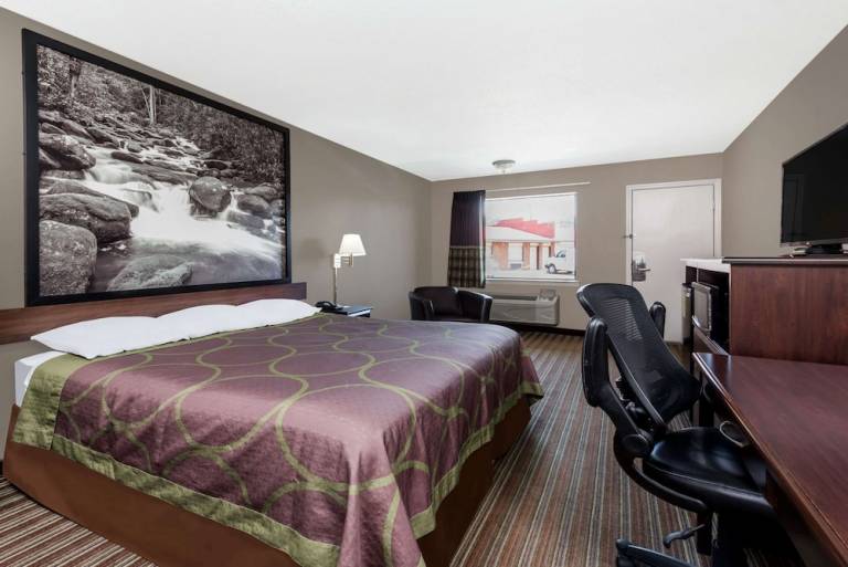 Motel Ooltewah James