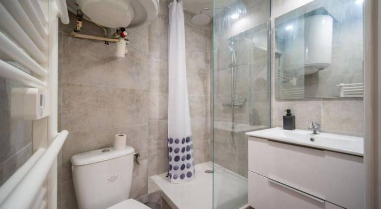 Fully equipped apartment 2 to 4 people St Charles — photo 2