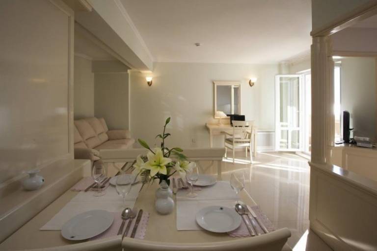 Aparthotel Brela
