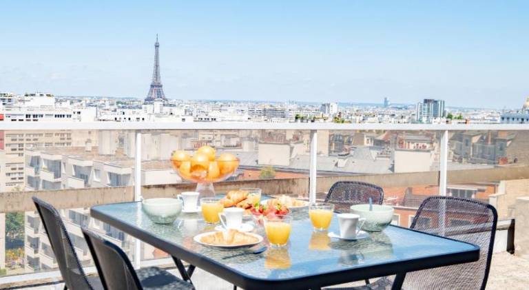 Holiday apartment with terrace — photo 3