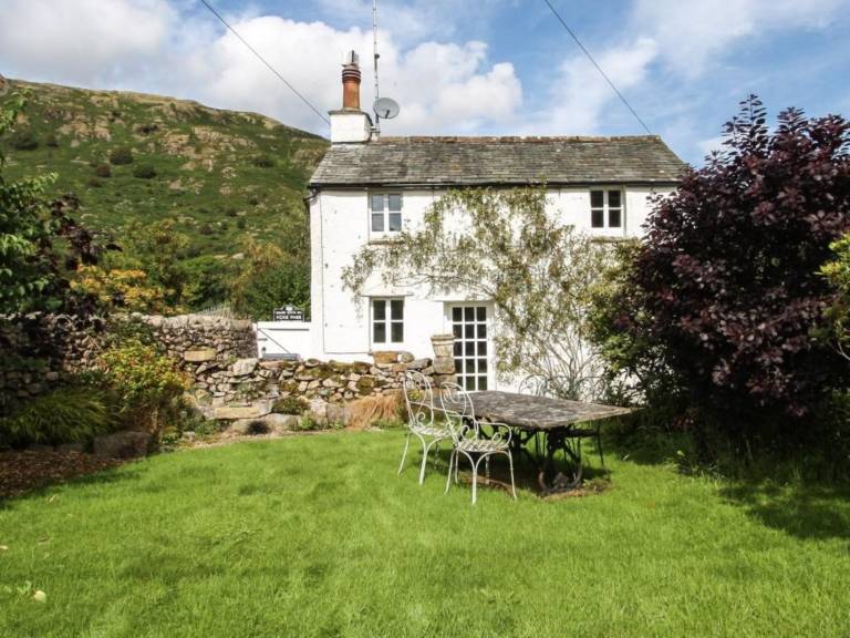 Cottage  Eskdale