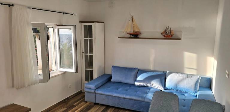 Charming house with patio, yard & grill | Sea view | Pet-friendly — photo 2