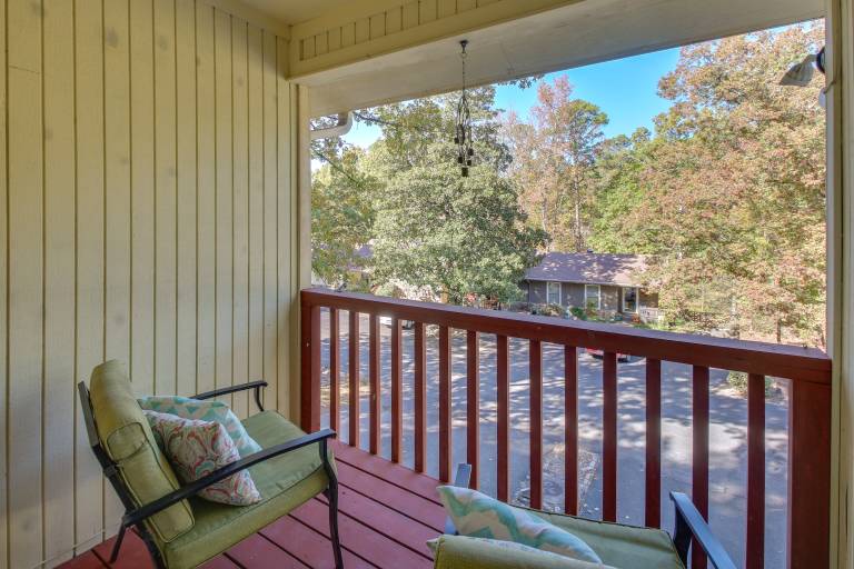 Dog Friendly! Hot Springs Condo w/ Private Balcony in Hot Springs, AR