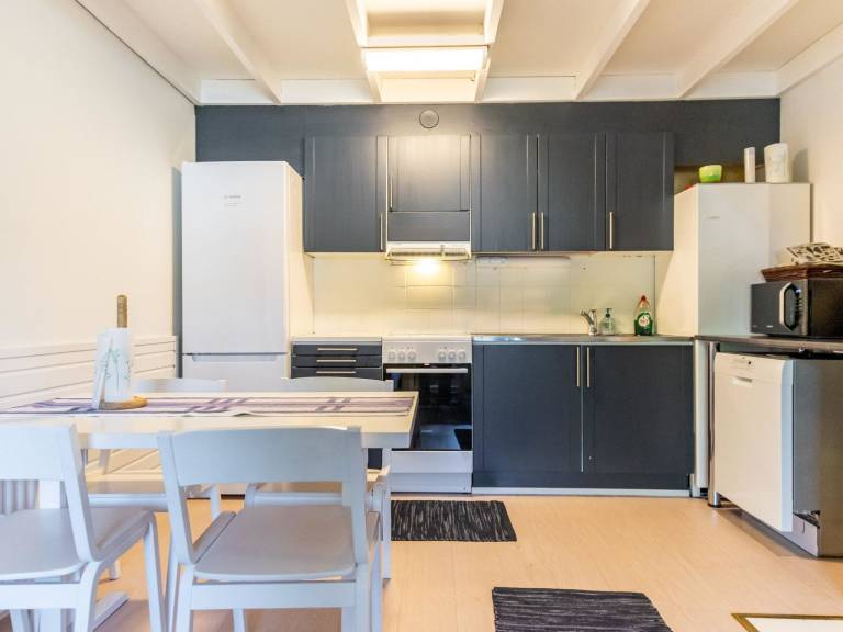 Vacation home with sauna — photo 4