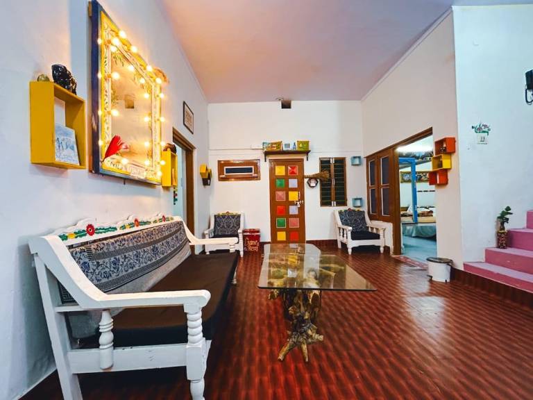 Highlander’s Retreat – Private Farm Villa Escape in Ramnagar