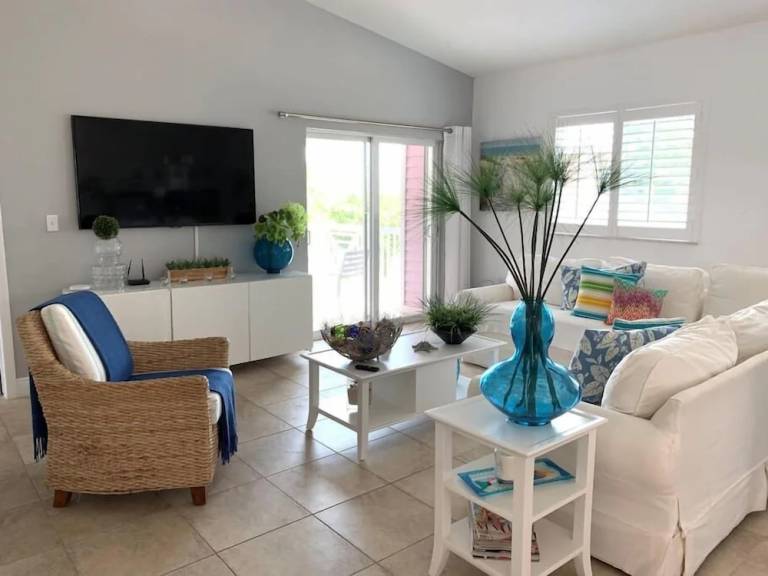 Condo Bailey Town