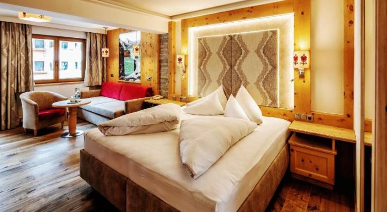 Hotel Neuhintertux 4 Sterne superior — photo 2