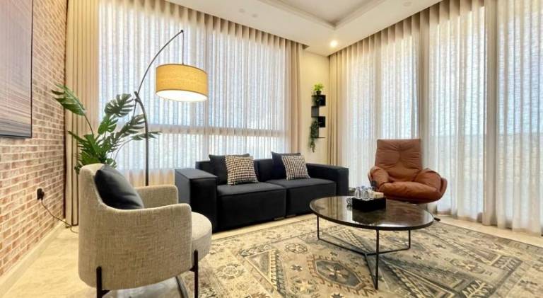 135 m&sup2; Apartment mit Hotelservice