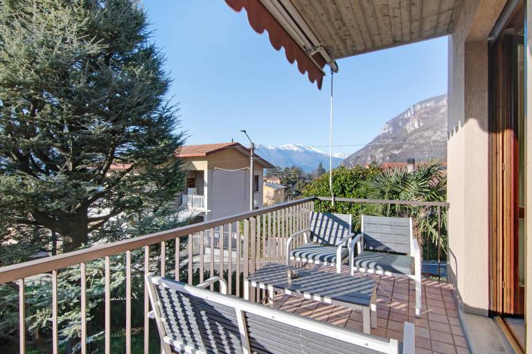 Holiday Home "Casa Lierna" with Private Terrace, Balcony and Wi-Fi — photo 2