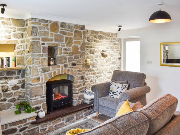Children-friendly cottage with yard | Pets are welcome — photo 3