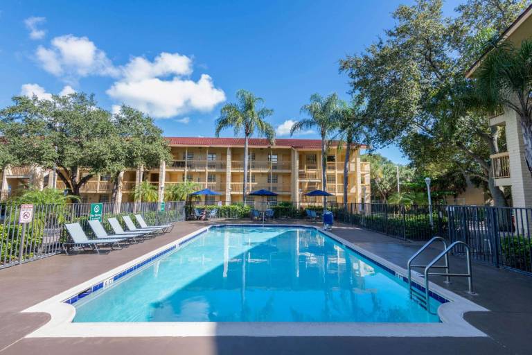 La Quinta East Deerfield Beach - Boca Raton — photo 2
