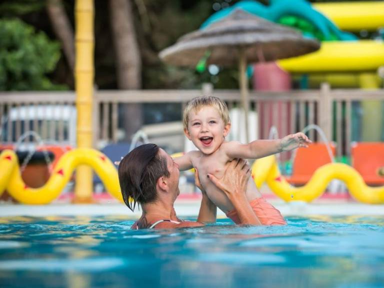 Children-friendly lovely mobile home with heated pool & barbecue | Pet-friendly — photo 2