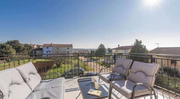 Pleasant villa with pool | Dogs allowed in Umag