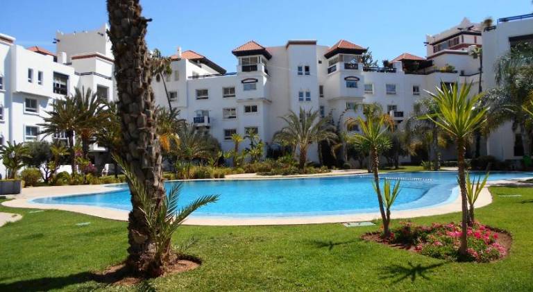 Spacious rental apartment with pool | Close to the beach | Pets are welcome — photo 3
