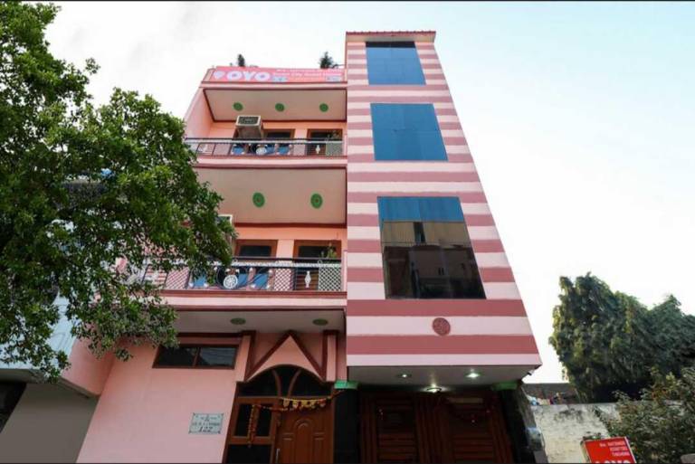 Bed and breakfast  Navlu Colony