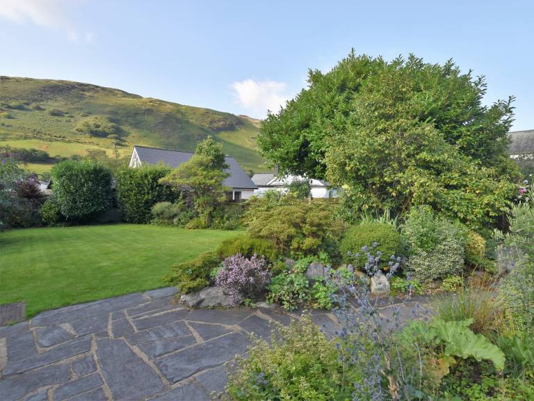Cottage  Llanfihangel-y-pennant