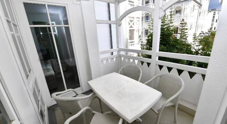 Holiday apartment with 2 rooms for 3 persons — photo 4