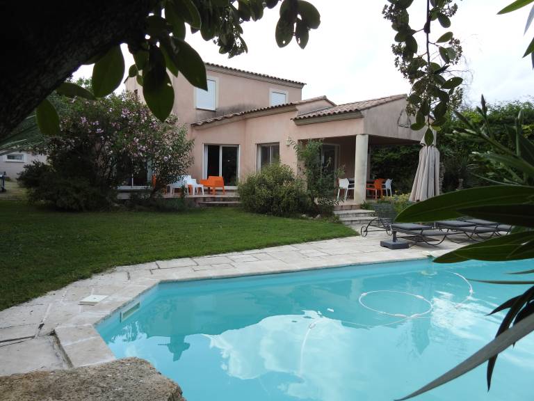 Child-friendly villa with garden, barbecue & terrace | Pool view | Pet-friendly — photo 2