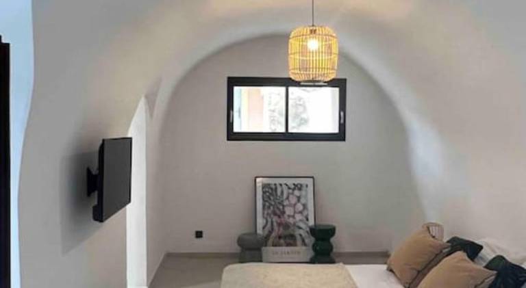 Holiday apartment with jacuzzi — photo 2