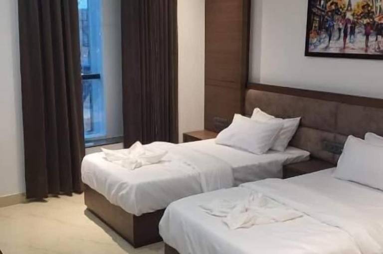 Hotel Midtown Aligarh