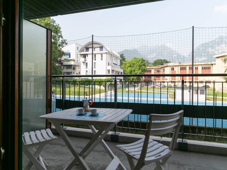 Holiday apartment with patio | Mountain view — photo 3
