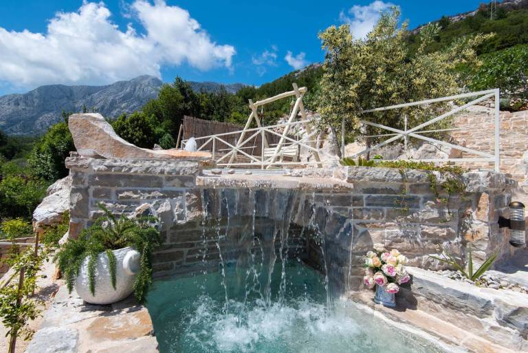 Villa with private pool & barbecue — photo 4