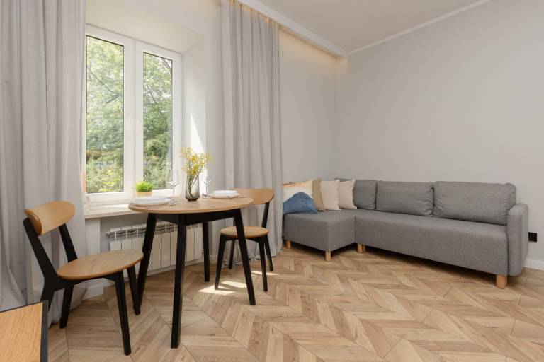 Family-oriented wonderful apartment | Next to Próżna Street | Dogs allowed — photo 2