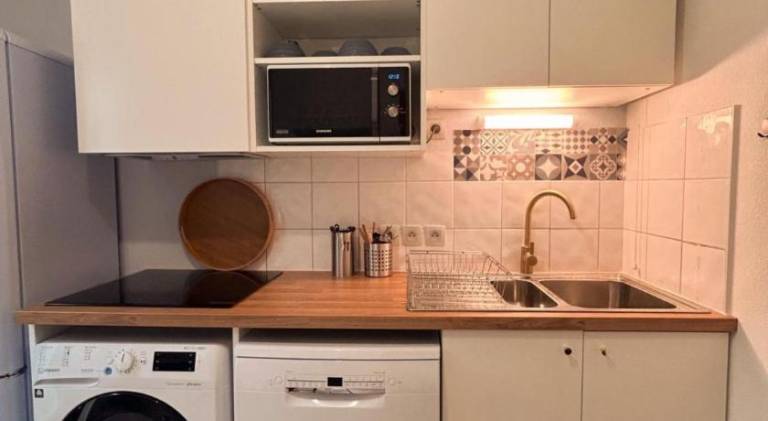 Apartment with 1 room for 4 persons — photo 4