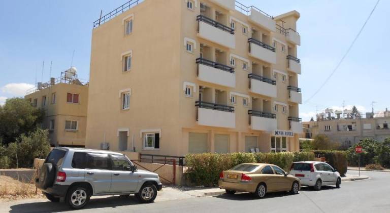 Denis Hotel