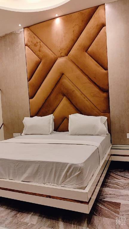 SHRADDHA HOTEL in Agra