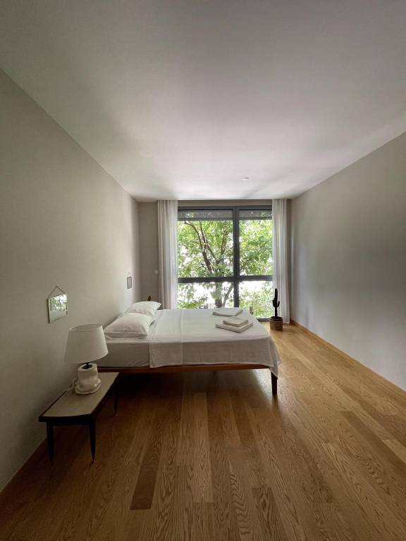 Green Minimalist Home on Bagdat Street — photo 2