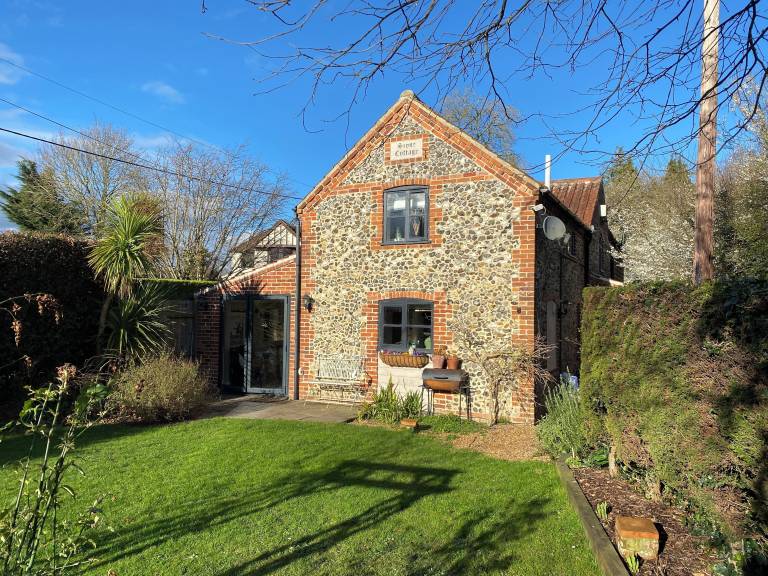Cottage Brundall