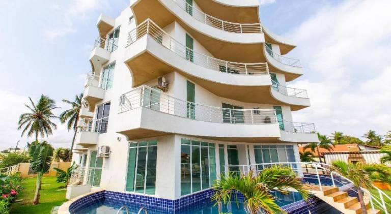 Holiday apartment with BBQ & pool in Caucaia