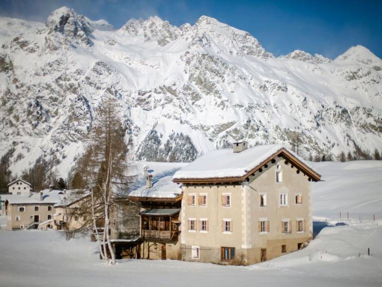 House with barbeque & garden | Nature view in Sils im Engadin-Segl