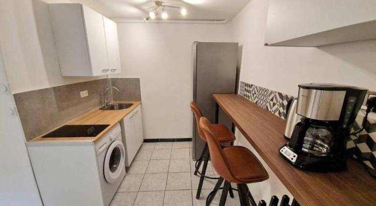 GregBnb - T2 Design 42m2 - Toulon Est - Wifi Fibre - n5 — photo 3