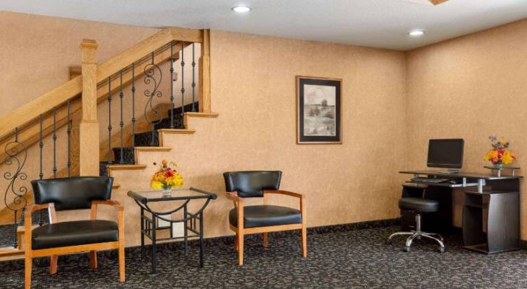 Travelodge by Wyndham North Platte — photo 2