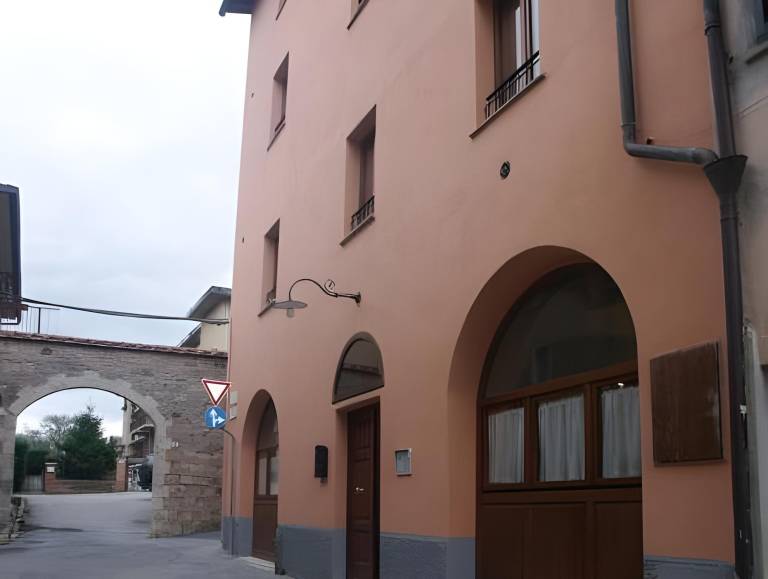 Serviced apartment for 4 persons in Massa Marittima