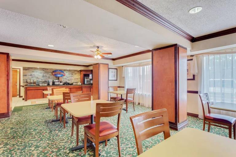 Staywell Inn — photo 5