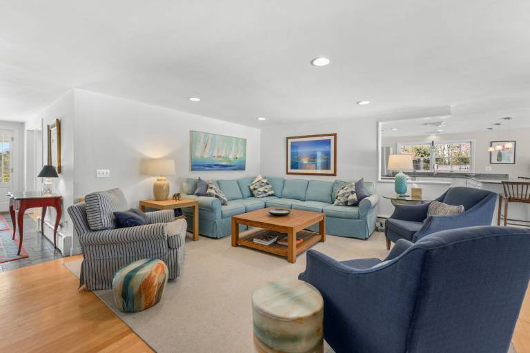 Family-oriented lovely vacation home with garden, hot tub & barbeque | Good for workation | Pets allowed in Massa