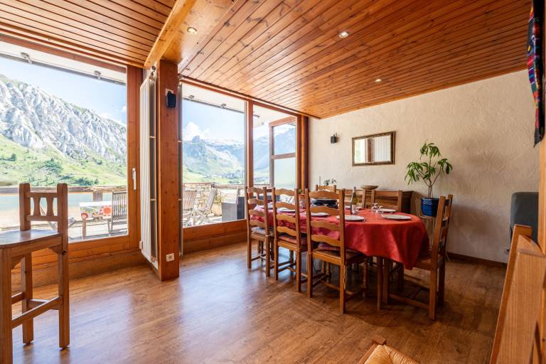 Apartment 'Shamrock 2B' with Mountain View, Balcony and Wi-Fi — photo 5