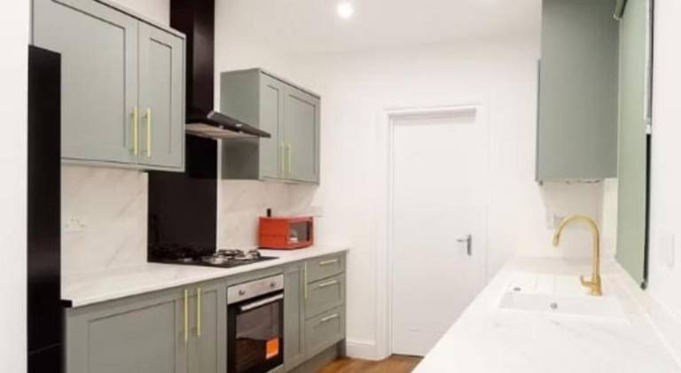 House with 1 room for 12 persons — photo 2