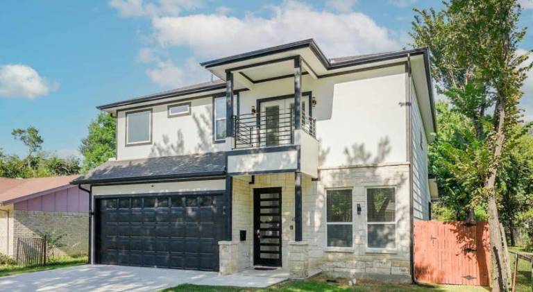 Fully equipped house with garden | Pet-friendly in Dallas, TX