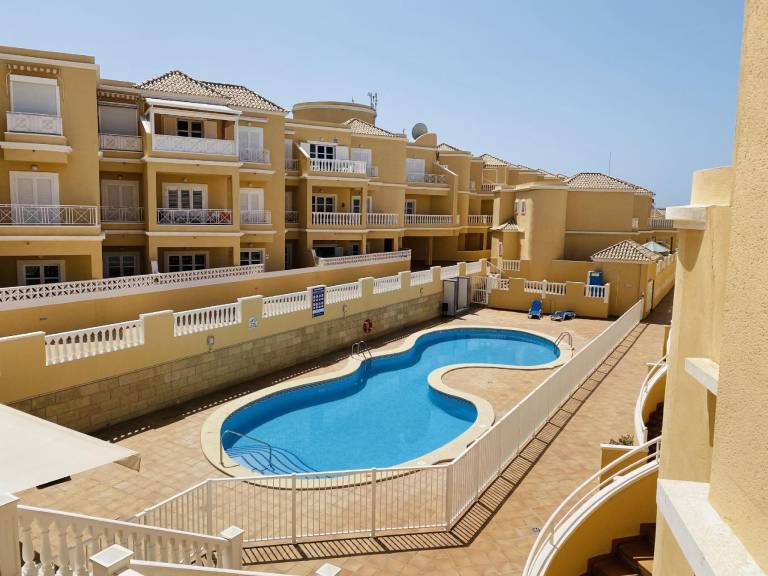 Rental apartment with pool & terrace in Adeje