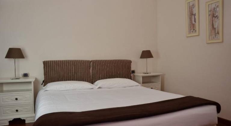 Villa with 4 rooms for 10 persons — photo 2