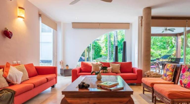 Vacation home | Beach nearby | Pets allowed — photo 3