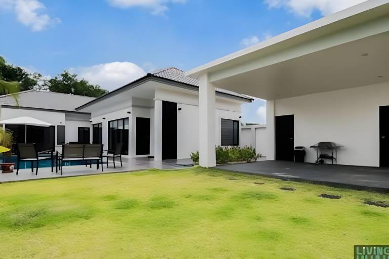 Villa with patio, pool & hot tub — photo 4